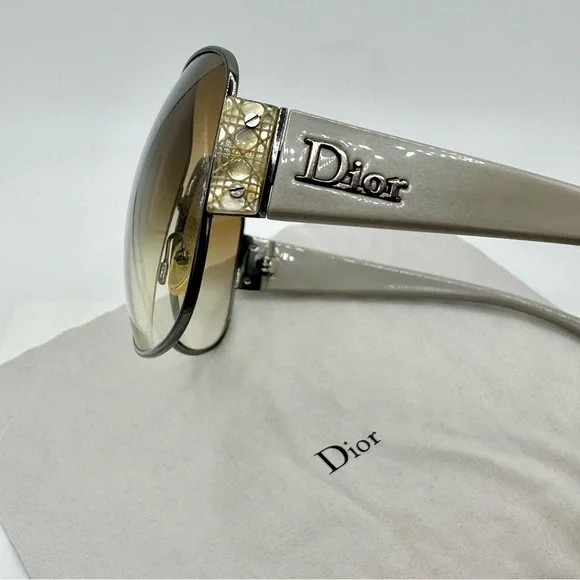 DIOR Oversized Sunglasses with Brown Gradient Lenses and Gray temples